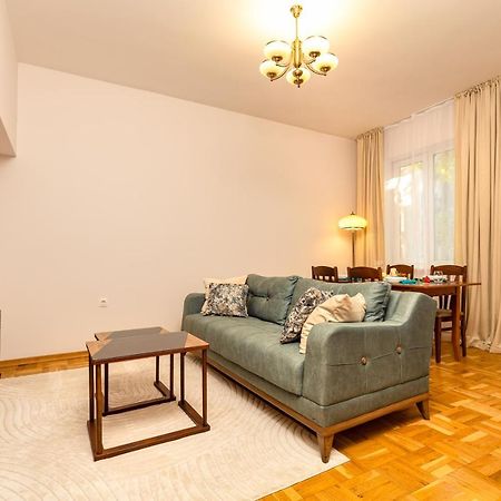 Bright Plovdiv Escape: Modern & Cozy 1Bd Apartment 외부 사진
