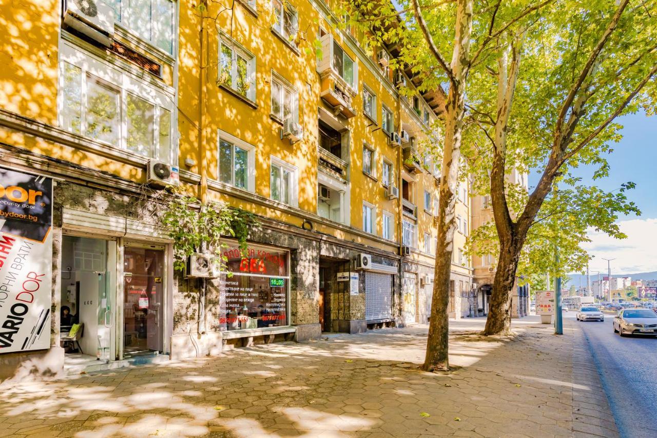 Bright Plovdiv Escape: Modern & Cozy 1Bd Apartment 외부 사진